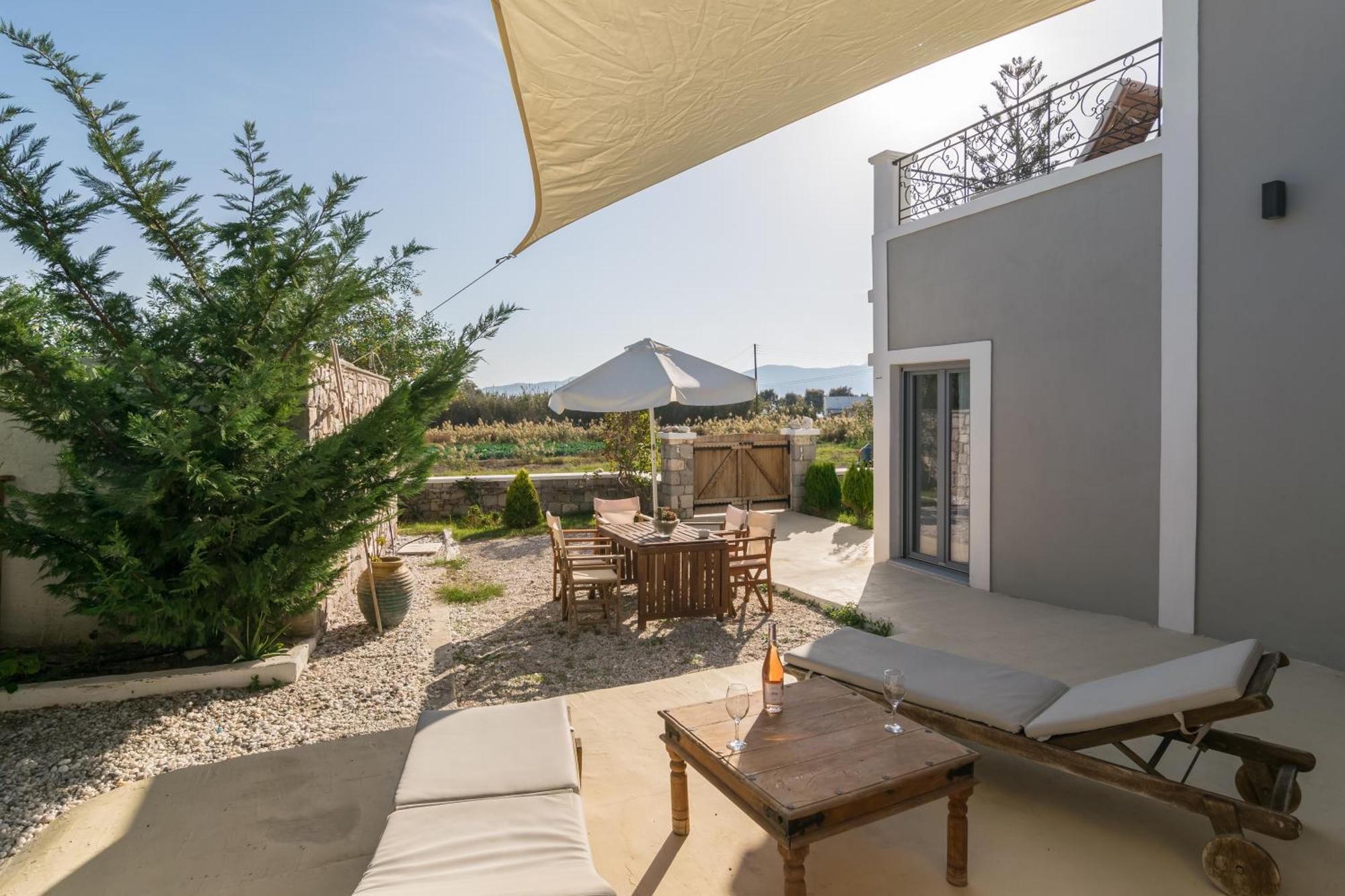 Vakantiehuis Mavrokastro Adamantas (Milos)